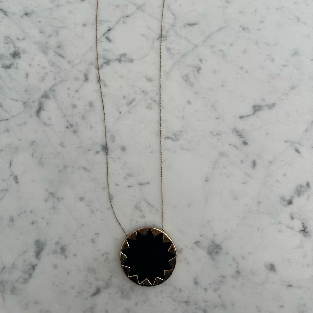 House of Harlow 1960 Sunburst Pendant Necklace